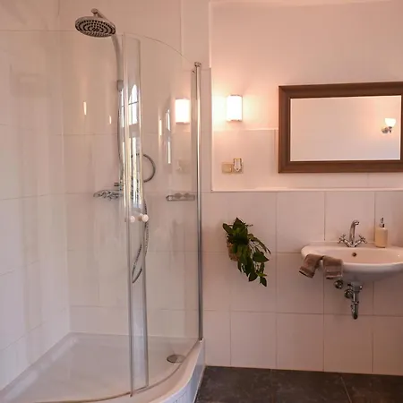 Sleep Space 2 - Green&tiny Spot Birkenmuehle *