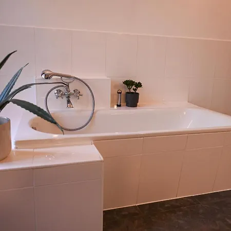 Sleep Space 2 - Green&tiny Spot Birkenmuehle Osterwieck