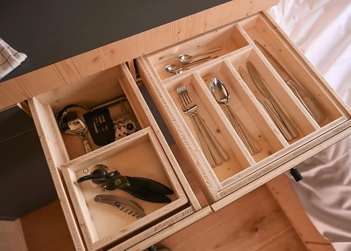 Sleep Space 2 - Green&tiny Spot Birkenmuehle